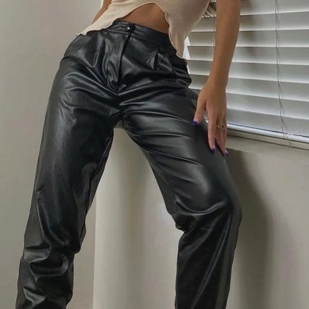 NWOT PRINCESS POLLY black leather pants Sz4